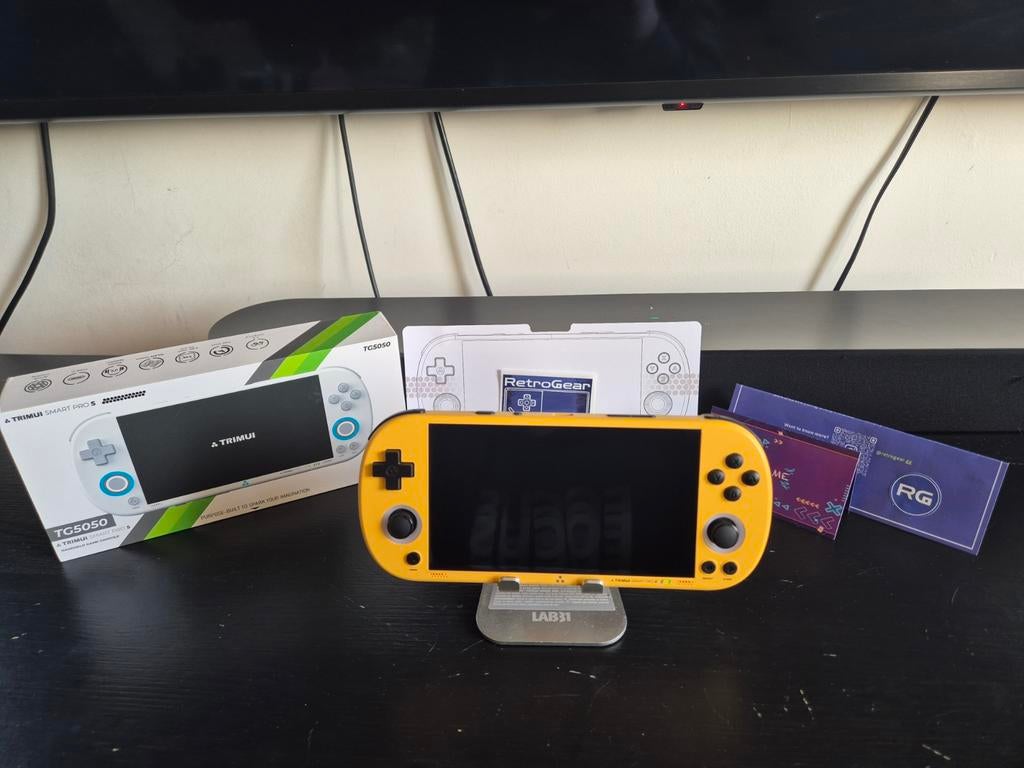 Trimui smart pro S (TG5050) retro handheld + games, Ophalen, Geel, Nieuw