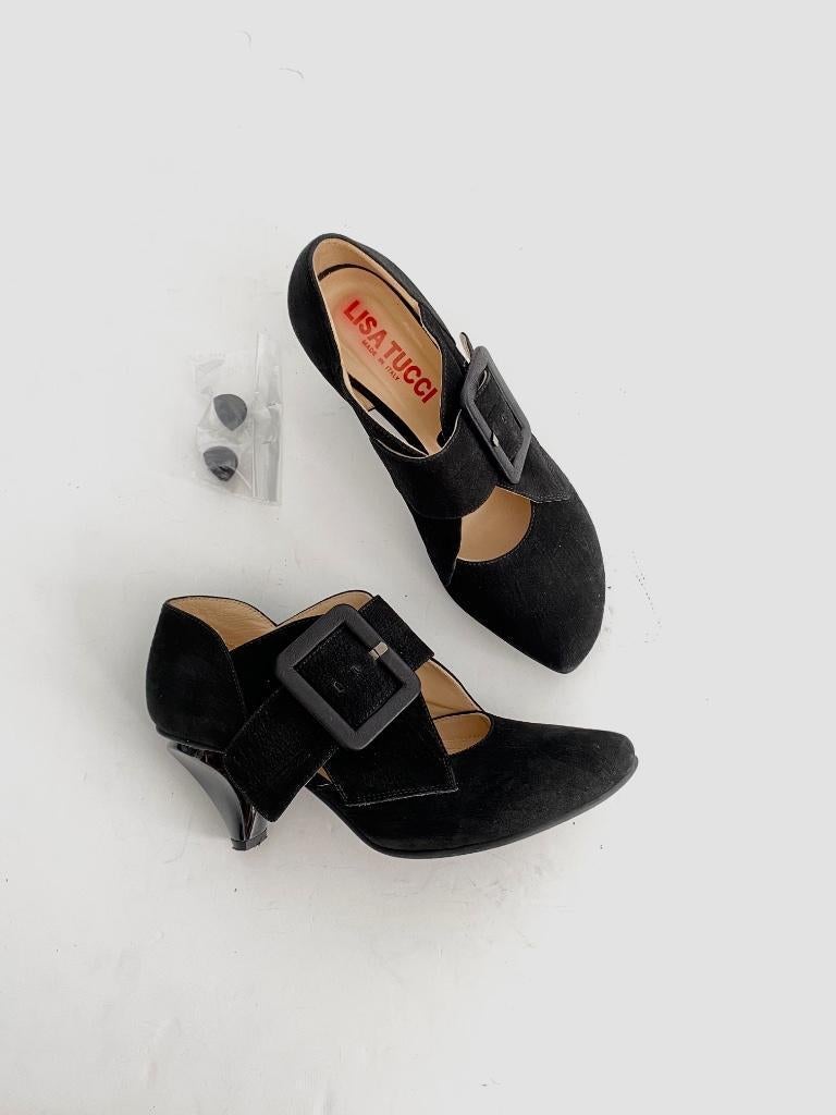 H662 Lisa Tucci maat 38,5 aparte hak schoenen pumps zwart, Kleding | Dames, Schoenen, Zwart, Zo goed als nieuw, Lisa Tucci, Ophalen of Verzenden