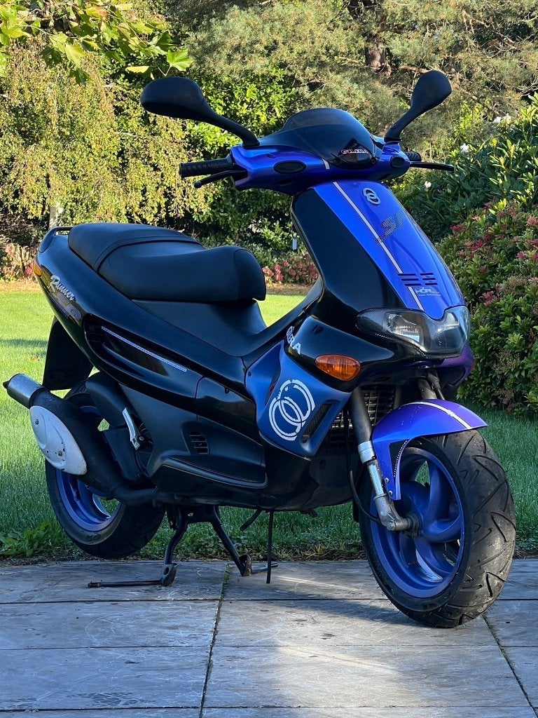 ⭐️Gilera runner paars zwart 50cc 2 takt Zeer nette staat⭐️