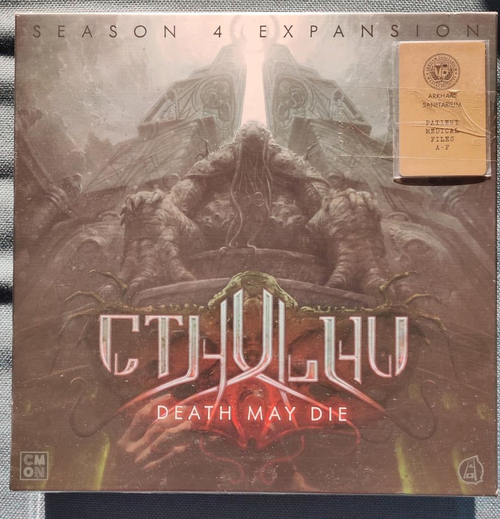 Cthulhu death may die, season 4 kickstarter versie. Nieuw!, Een of twee spelers, Ophalen of Verzenden, Nieuw, CMON