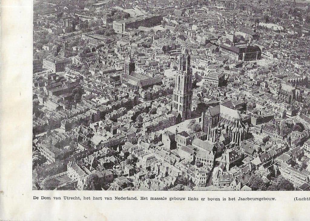 Utrecht Panorama Luchtfoto KLM, Ophalen of Verzenden, 1940 tot 1960, Ongelopen, Utrecht