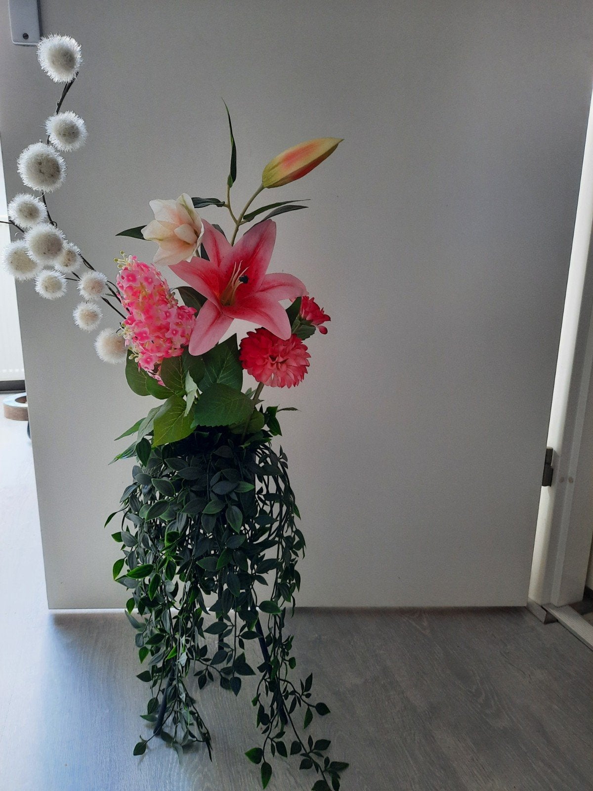 zijde bloemstuk in nieuwstaat 86 cm hoog, Huis en Inrichting, Ophalen of Verzenden, Zo goed als nieuw
