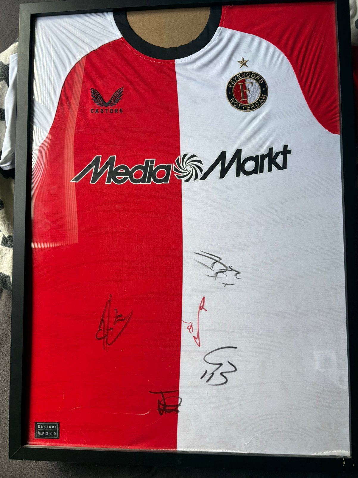 Gesigneerd feyenoord shirt, Seizoenskaart, Eén persoon