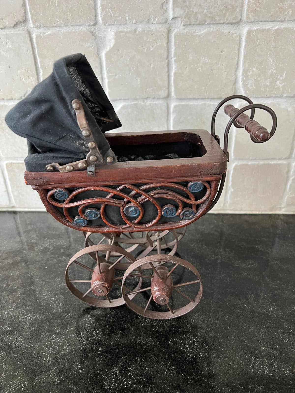 Brocant klein poppenwagentje, Antiek en Kunst, Curiosa en Brocante, Ophalen of Verzenden