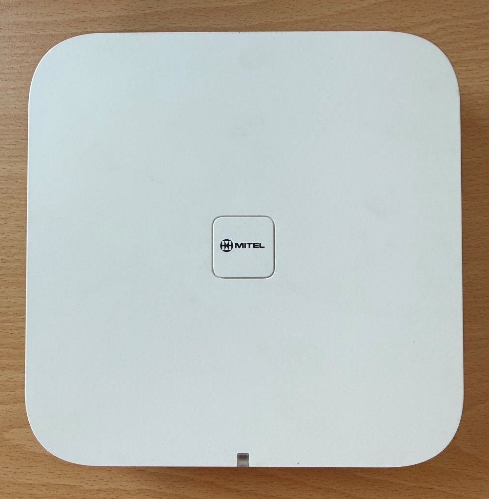 Mitel IPBS2 IP-DECT Basisstation, Ophalen of Verzenden, Gebruikt, 4 handsets of meer