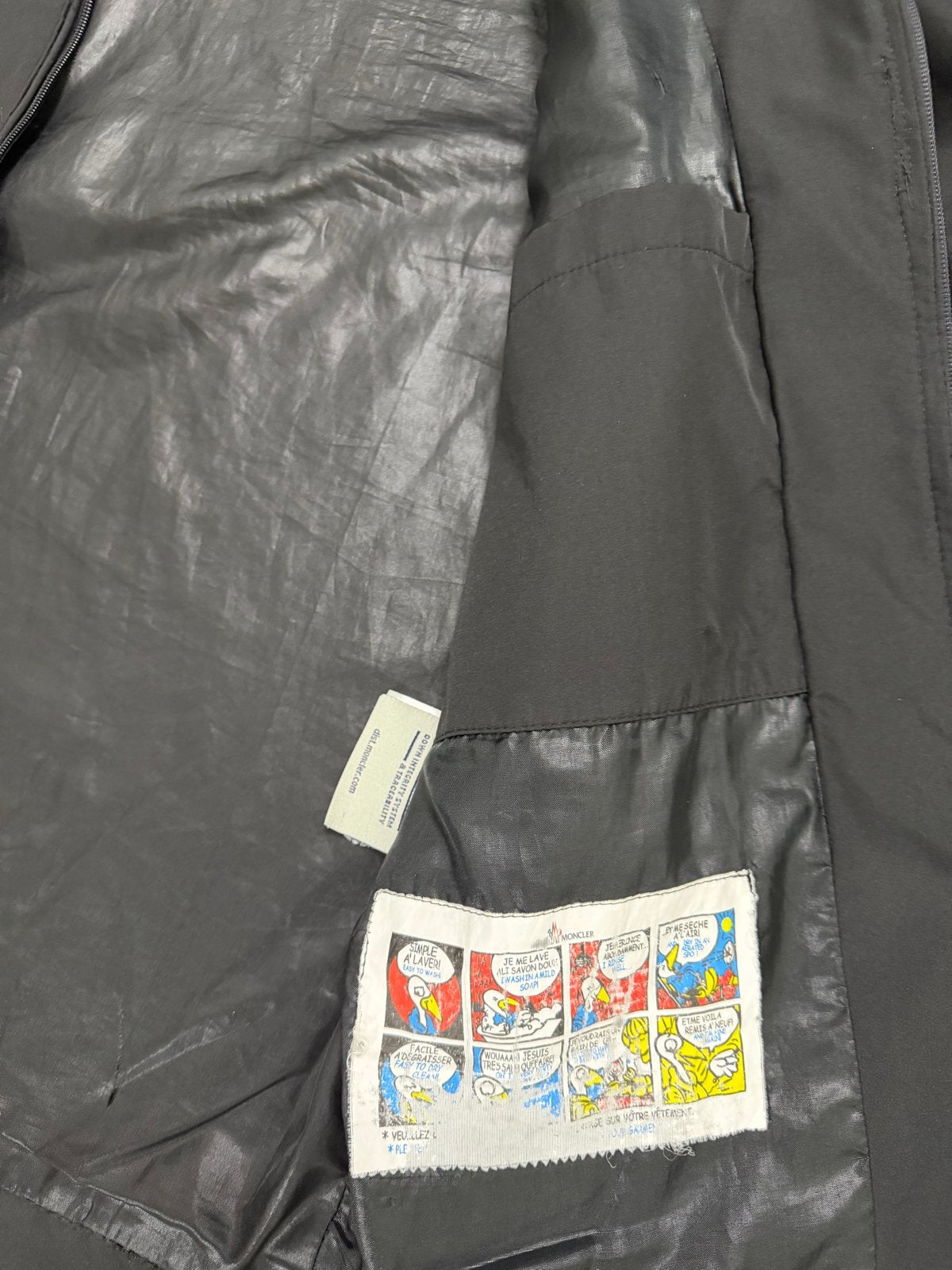 Moncler Zwarte Jas met Capuchon - Maat M, Ophalen, Zo goed als nieuw, Maat 48/50 (M), Zwart