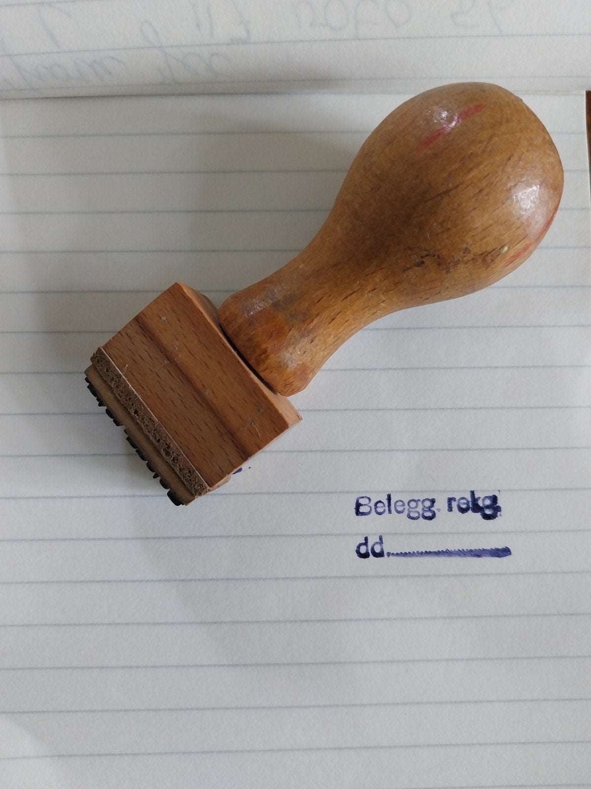 Oude, Houten,  Zweedse Stempel van Tante Brocante, Hobby en Vrije tijd, Stempelen, Ophalen of Verzenden, Gebruikt, Houten stempel