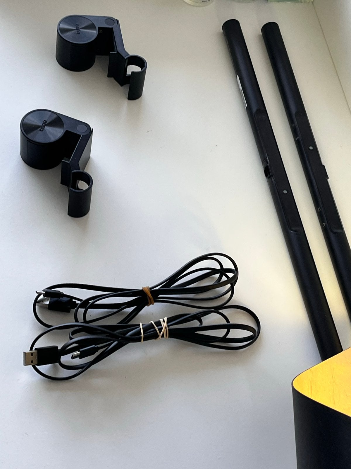 2x Benq Screenbar met mounts en kabels, Metaal, Overige merken, Zwart, Ophalen of Verzenden