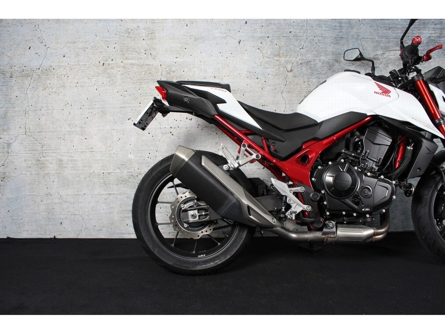 Honda CB 750 Hornet, 2 cilinders, HONDA, Motorrijbewijs A, Bedrijf