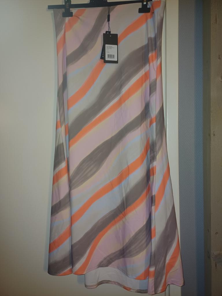 Mi piace travel A-lijn lange rok S Grape Apple Swirly print, Kleding | Dames, Rokken, Overige kleuren, Onbekend, Nieuw, Ophalen of Verzenden