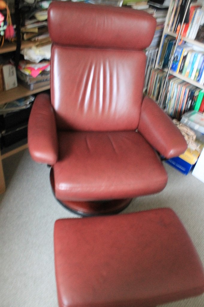 Stressless lederen stoel bordeaux rood met voetenbank, Ophalen, Gebruikt, Eén, Leer