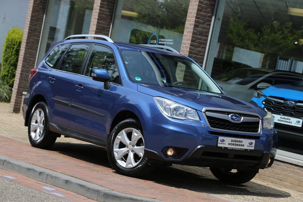 Subaru Forester 2.0 AWD Luxury Automaat Leer Navi Camera, Auto's, Subaru, Automaat, Euro 5, 15 km/l, Automatische klimaatregeling