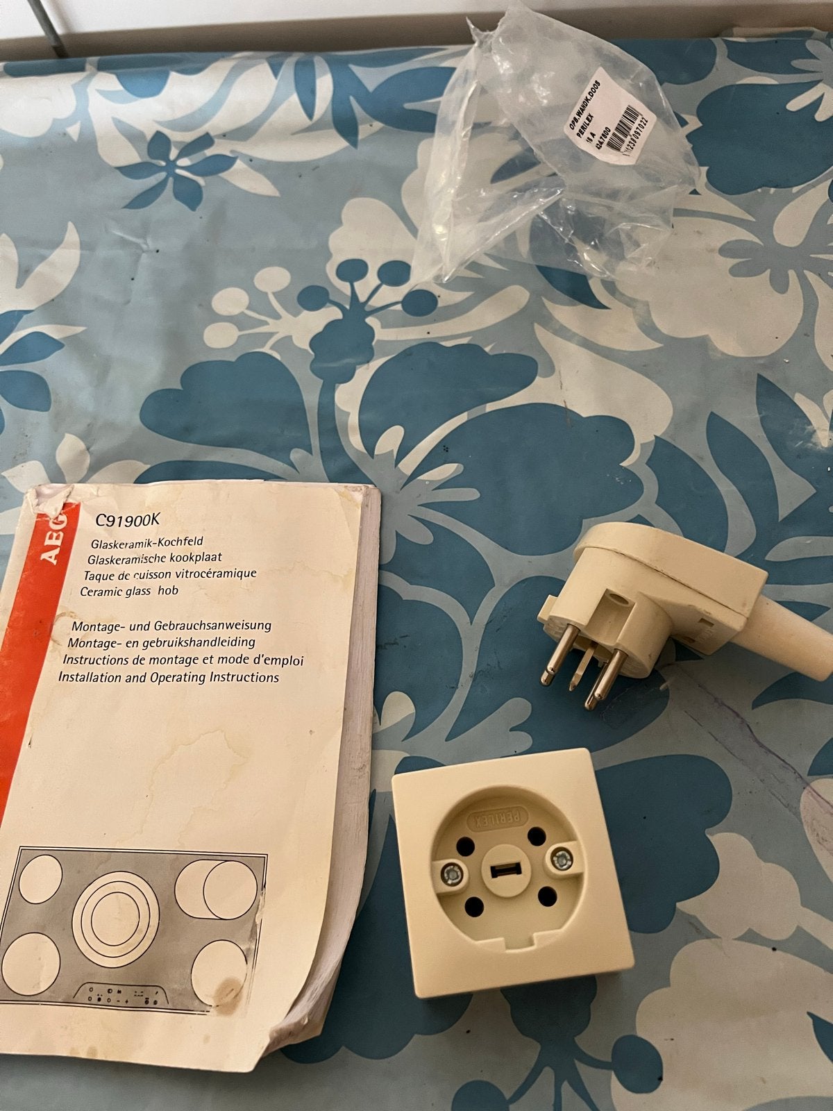 AEG C91900K Keramische Kookplaat - 5 Kookzones, Witgoed en Apparatuur, Kookplaten, Gebruikt, Keramisch, Ophalen of Verzenden, Inbouw