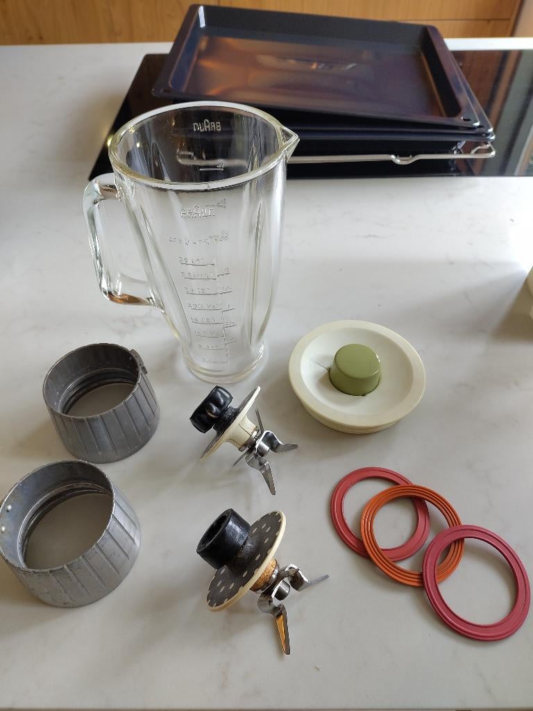 Braun KM32 keukenmachine - blender met reserve stukken, Overige typen, Ophalen, Gebruikt, Overige merken