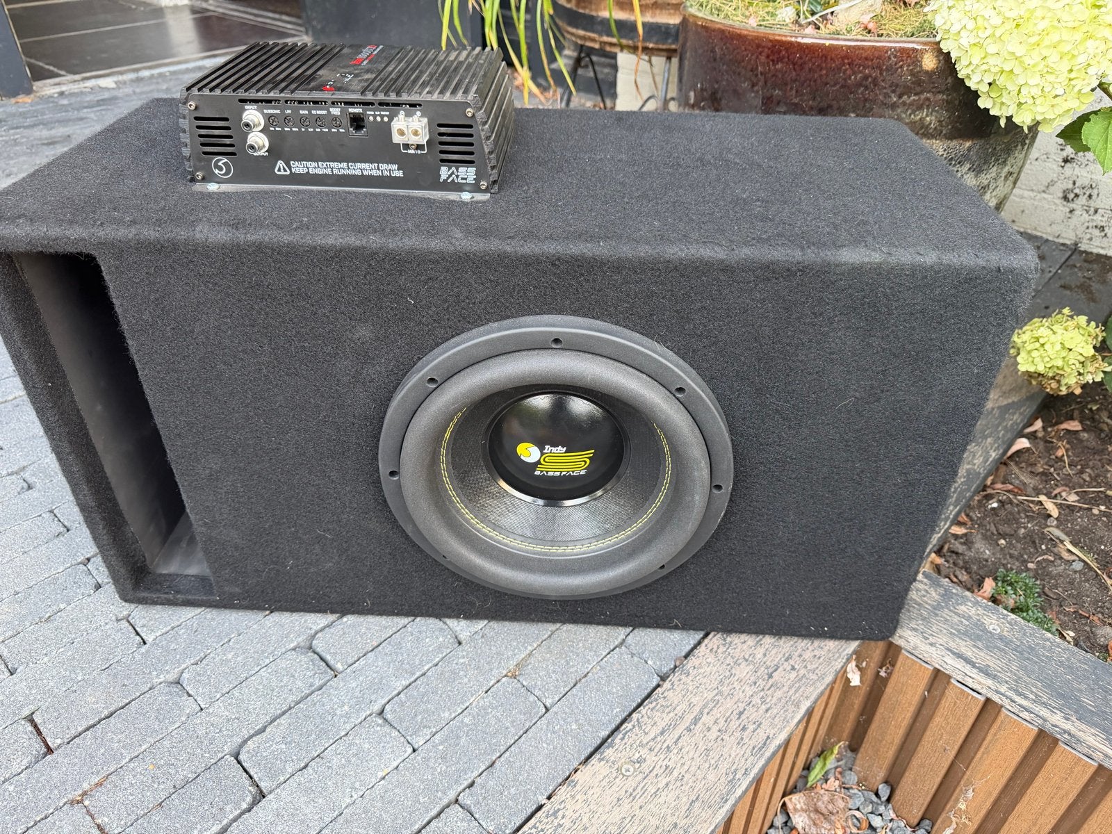 Complete Car Audio Set: Subwoofer, Versterker, Kabels, Zeker, Auto diversen, Ophalen, Zo goed als nieuw