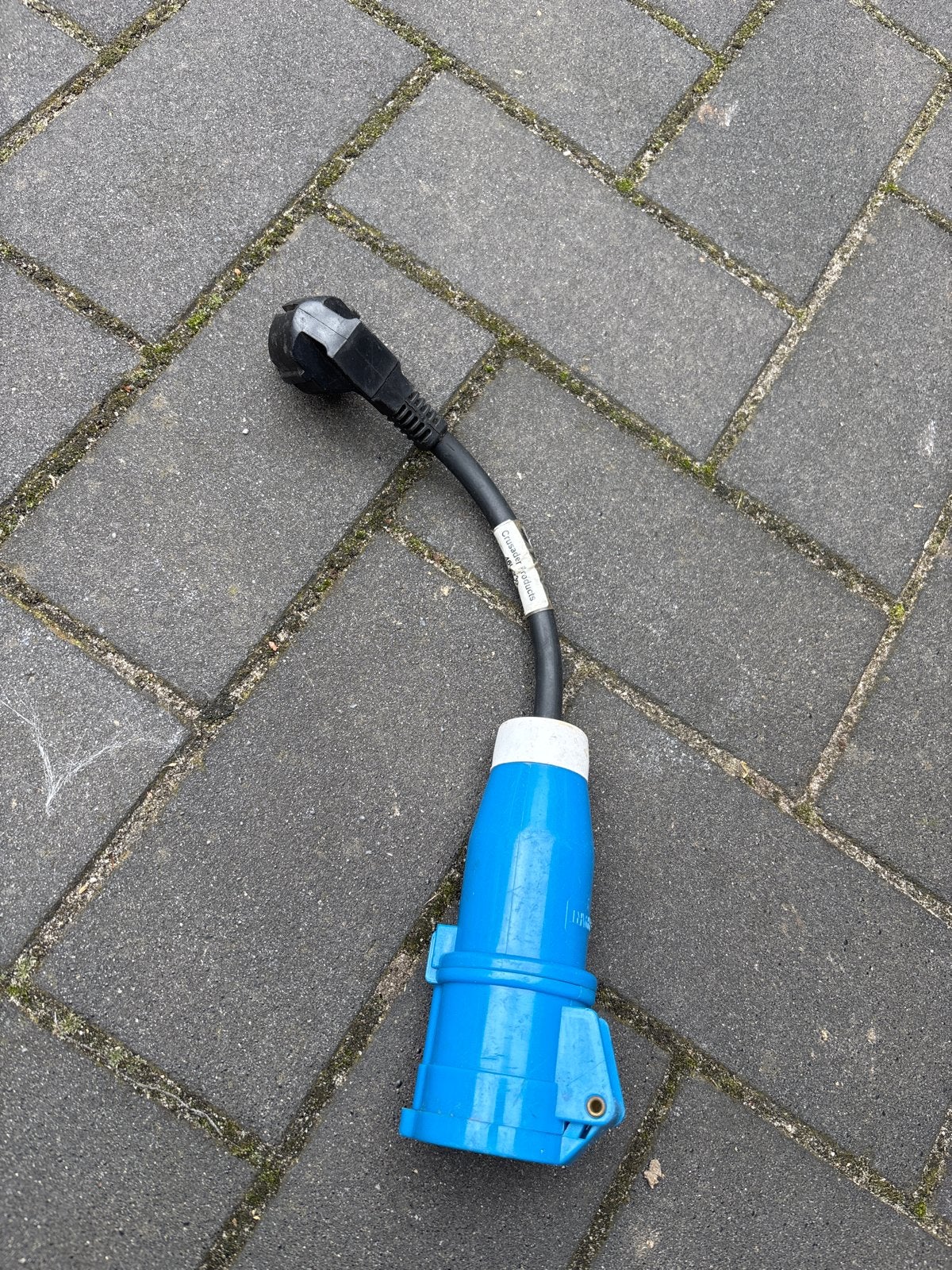 Verloopkabel CEE blauw naar Schuko, Doe-het-zelf en Verbouw, Elektra en Kabels, Ophalen, Zo goed als nieuw, Kabel of Snoer