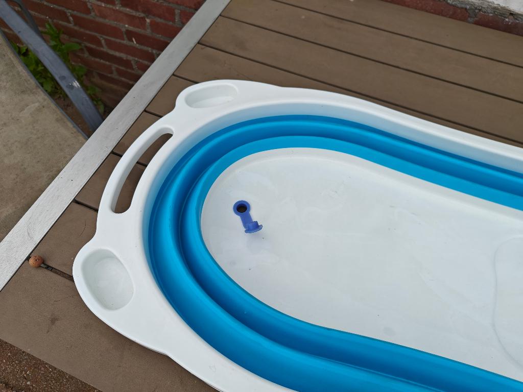 opvouwbaar babybadje met Stop en veiligheidspootjes, Ophalen of Verzenden, Zo goed als nieuw, Badje, Overige merken
