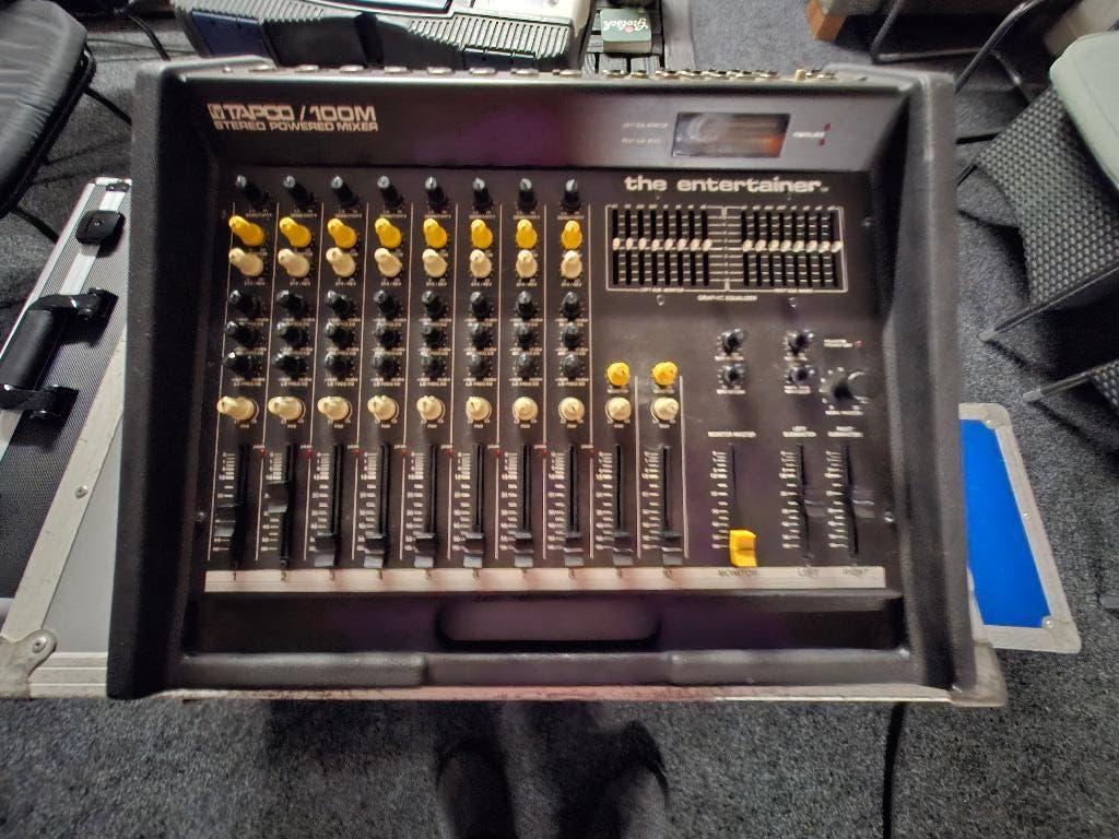 TAPCO 100M Powered Mixer, Ophalen, Gebruikt, 5 tot 10 kanalen, Microfooningang
