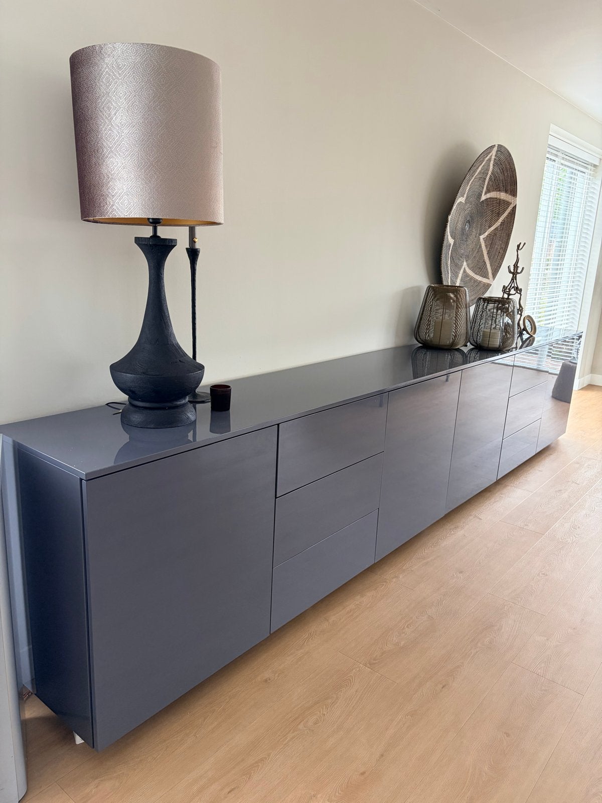 Greeploos MDF dressoir, grijs, 420 cm breed, Ophalen, Overige materialen, Gebruikt, 200 cm of meer