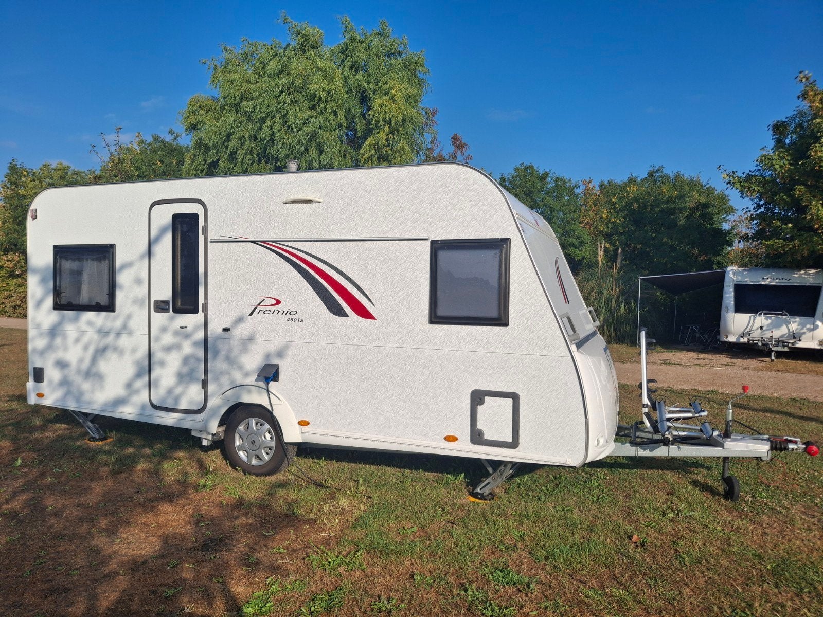 Bürstner Premio 450 TS (2015), 750 - 1000 kg, Bürstner, 4 tot 5 meter, Tot en met 4