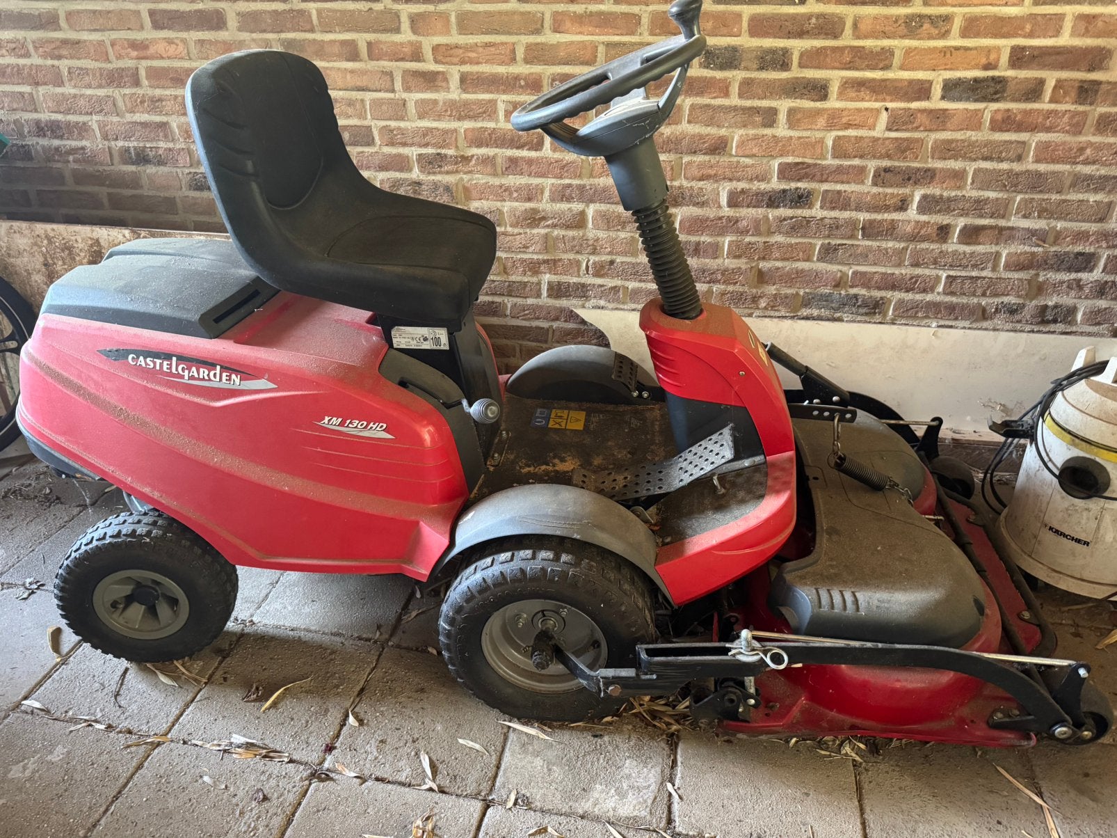 Zitmaaier Castelgarden xm 130 hd, Ophalen, Gebruikt, 50 cm of meer, Benzine-grasmaaier
