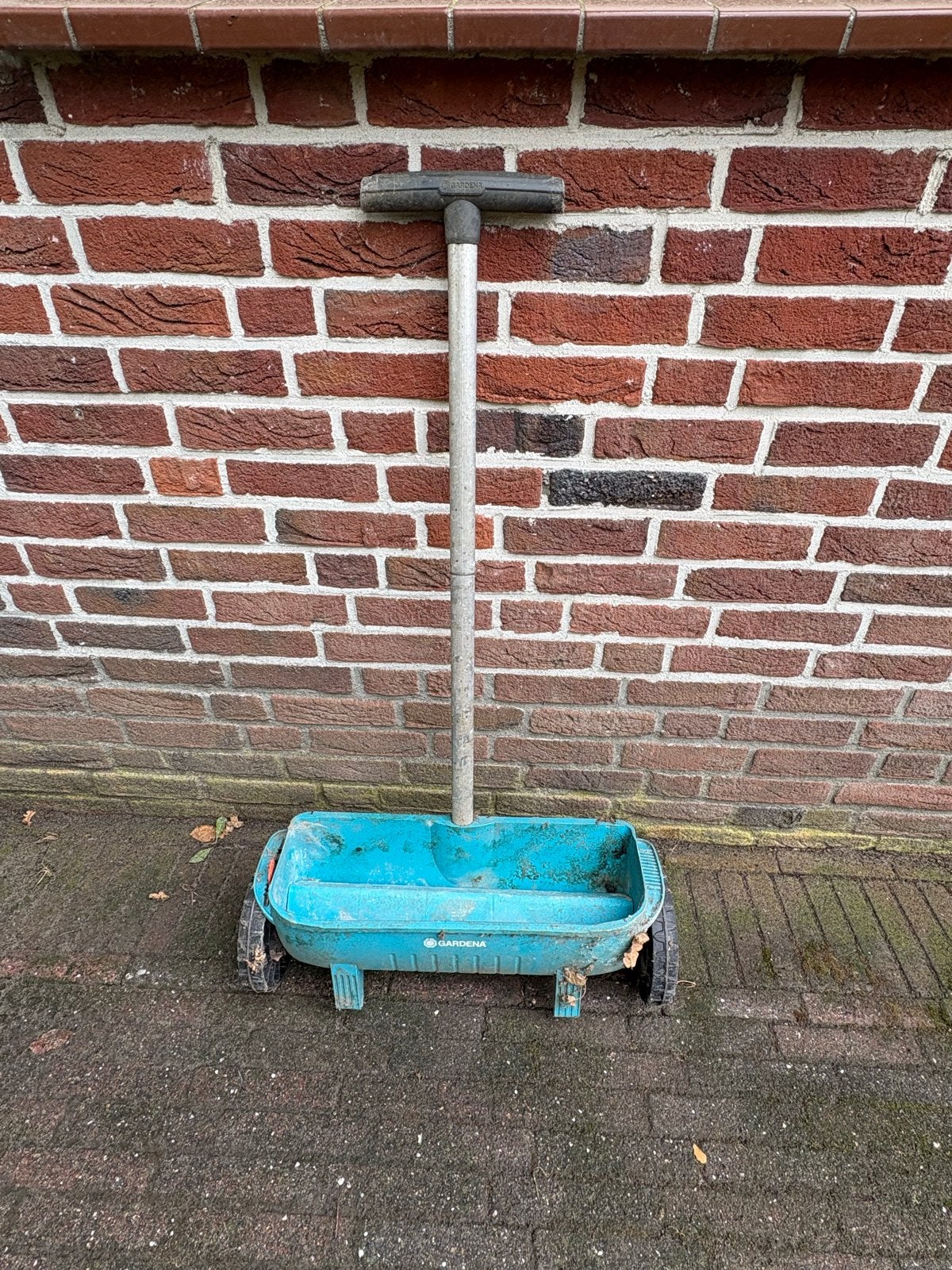 Gardena strooiwagen voor zaad of mest, Ophalen, Gebruikt