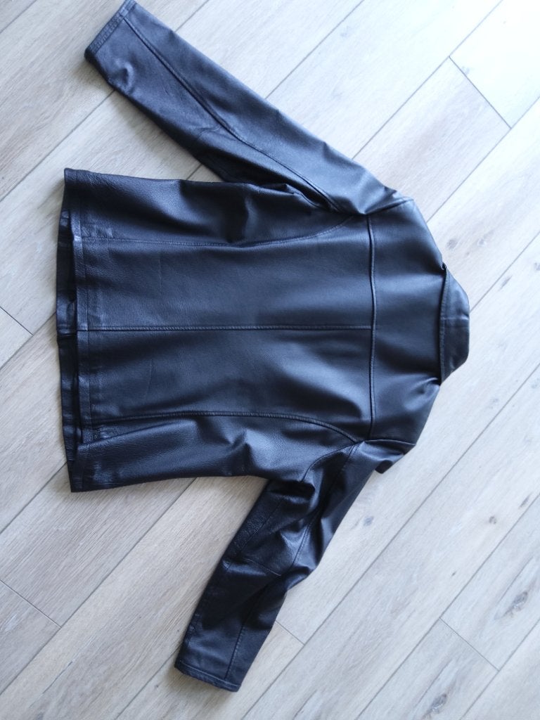 Zwart leren jasje, Ophalen, Gedragen, Maat 42/44 (L), Zwart