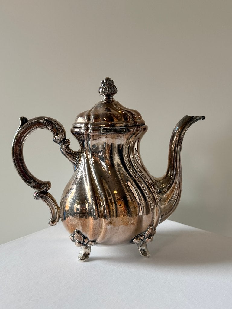 Lutz & Weiss - Antieke verzilverde theepot, 18 cm hoog, Antiek en Kunst, Ophalen of Verzenden, Zilver