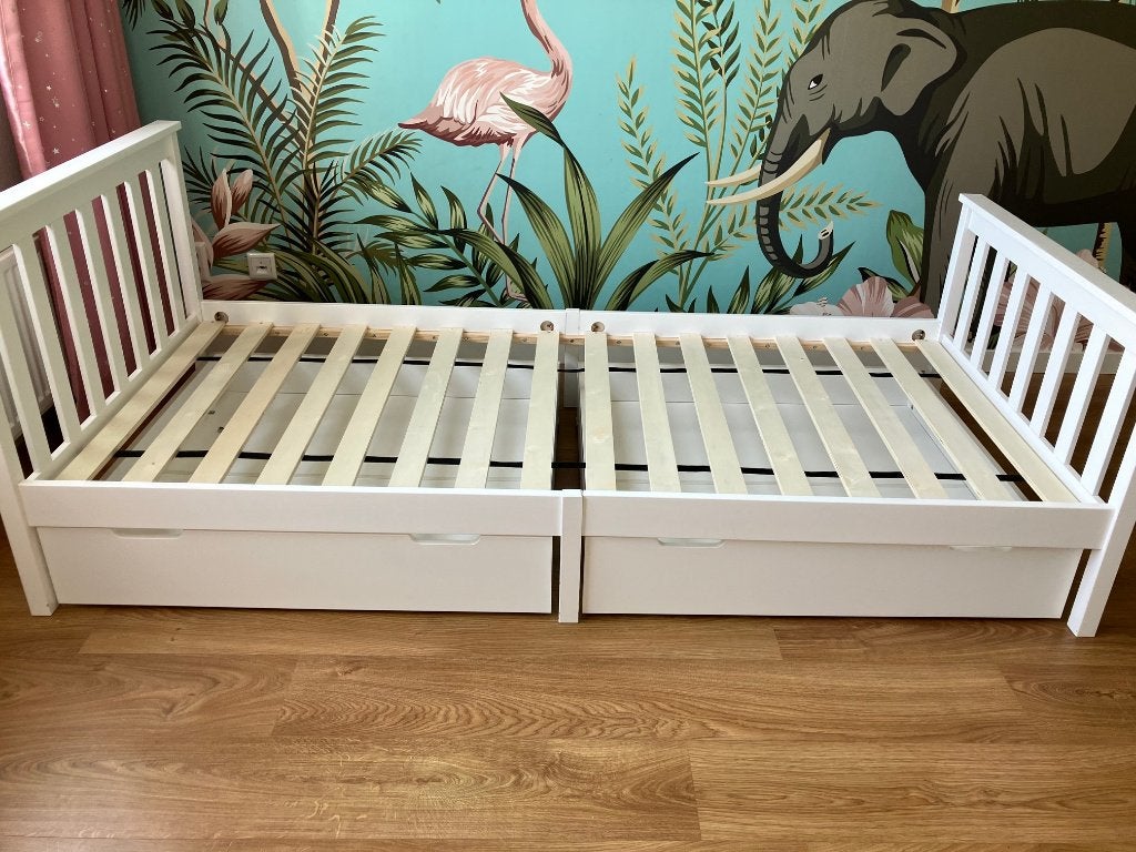 Bed <<MILO>> Petite Amelie - gratis afhalen, Ophalen, 85 tot 100 cm, Zo goed als nieuw, Matras