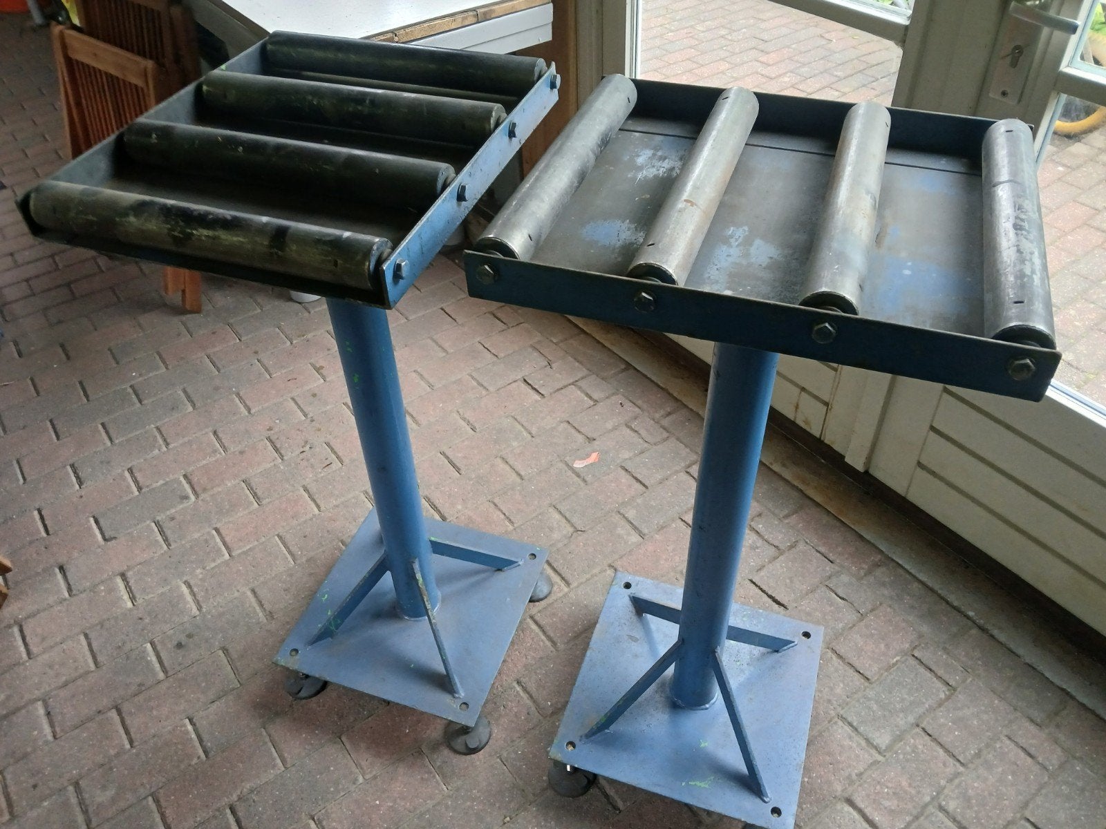 Bok met rollen 2 stuks, Doe-het-zelf en Verbouw, Ophalen, Gebruikt