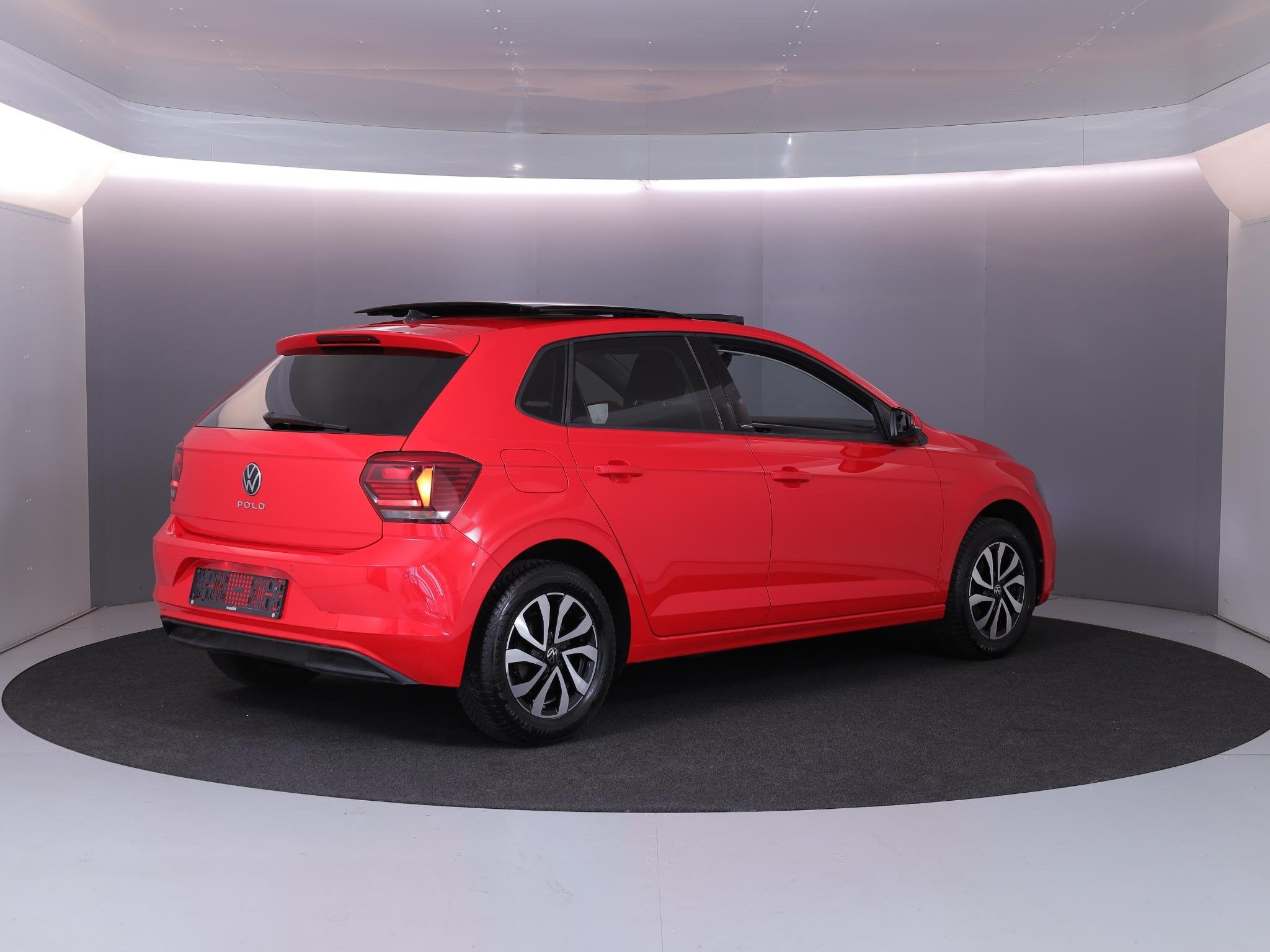Volkswagen Polo 1.0 TSI Comfortline 95 PK | Panorama dak | N, 12 maanden, Gebruikt, Bedrijf, Handgeschakeld