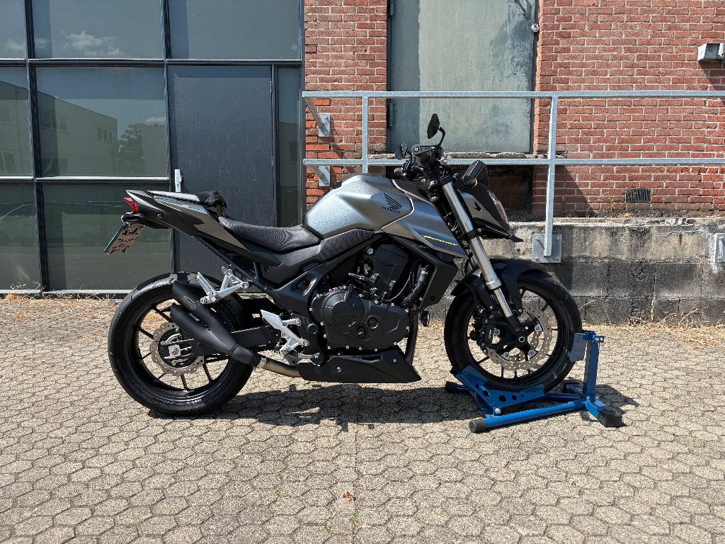 Honda CB 750 Hornet - 2023 - 5641km - Rijklaar! - CB 750, Motoren, 750 cc, 2 cilinders, Meer dan 35 kW, Handgeschakeld