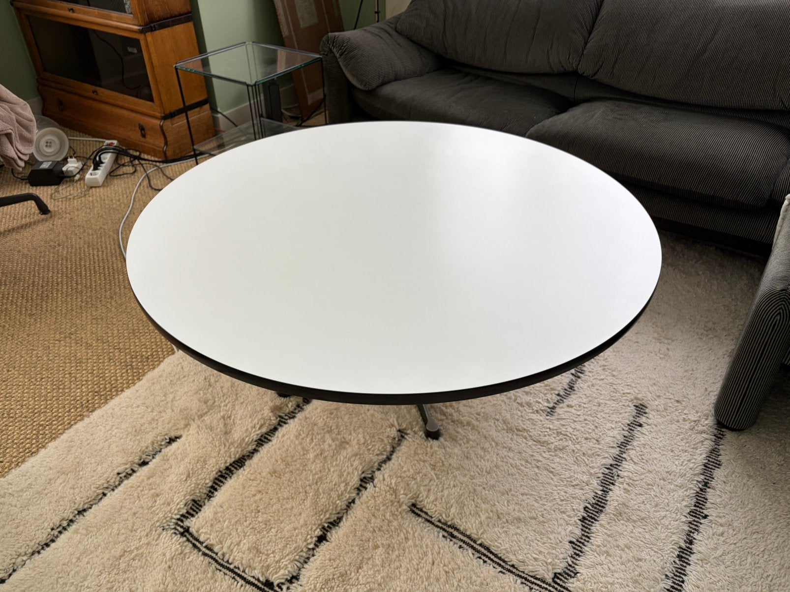 Originele Eames Salontafel (650-serie / Contract Base)Ø114cm, Gebruikt, Nvt Tweedehands, Rond, Ophalen of Verzenden