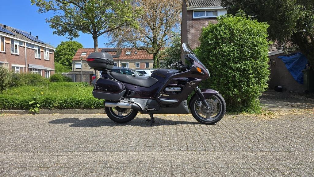 Goed rijdende Honda ST1100 PanEuropean, Cardan-aandrijving, 4 cilinders, Motorrijbewijs A, Gebruikt
