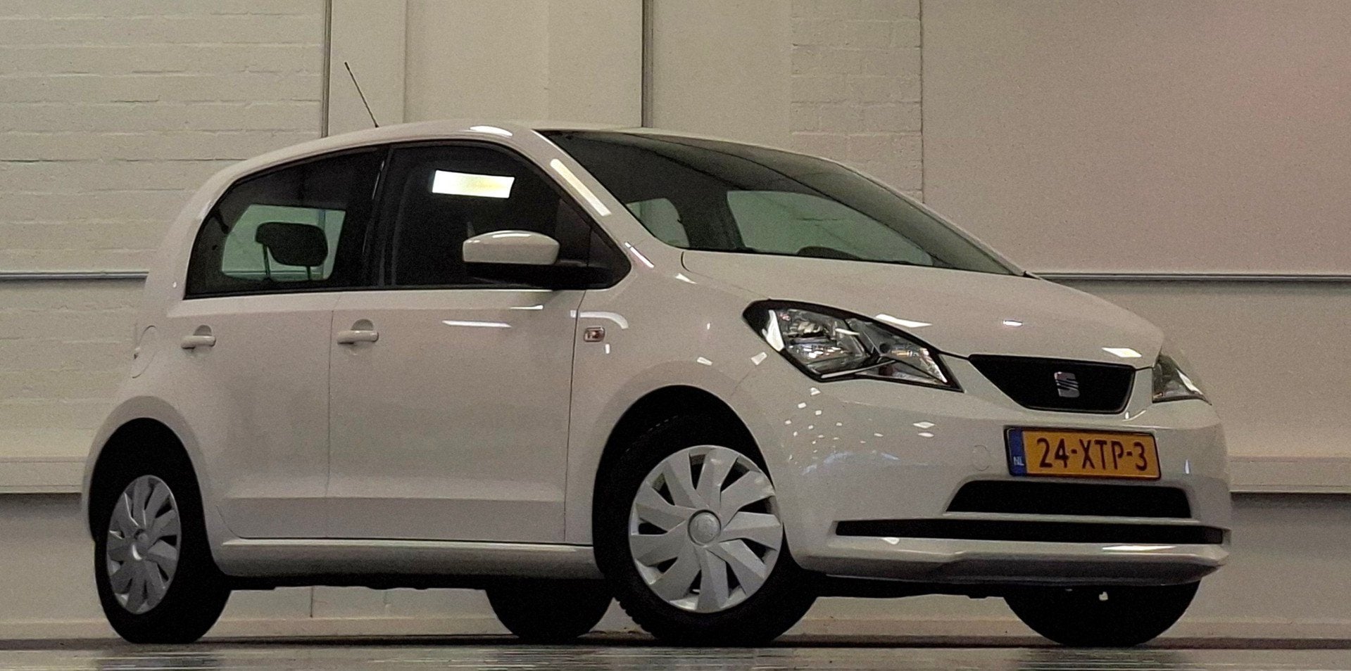 Seat Mii 1.0i Reference 3e Eigenaar Airco 5d Dealer Onderhou, Voorwielaandrijving, Stof, Gebruikt, Zwart