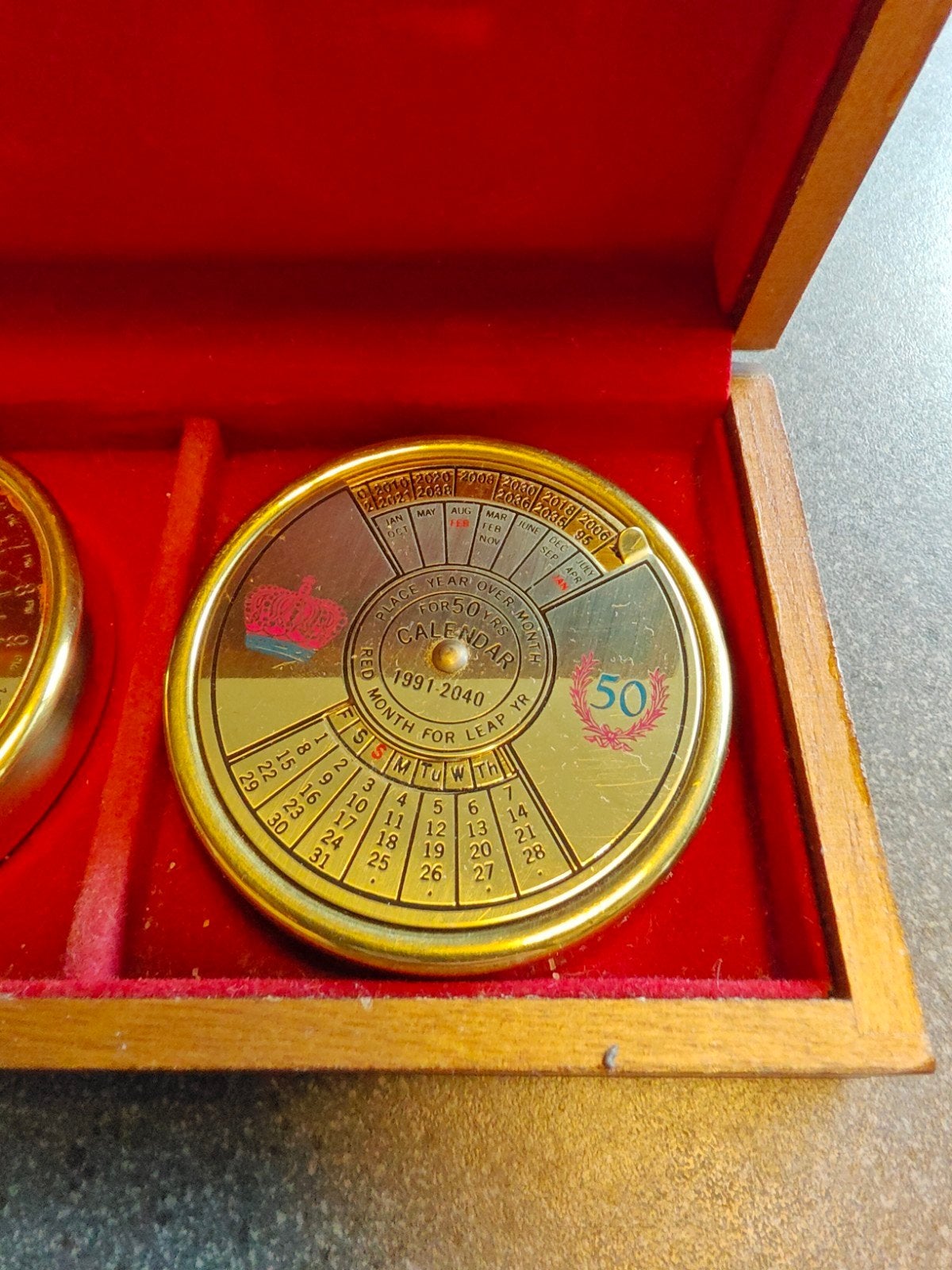 Vintage messing bureauset met eeuwigdurende kalender, Ophalen of Verzenden