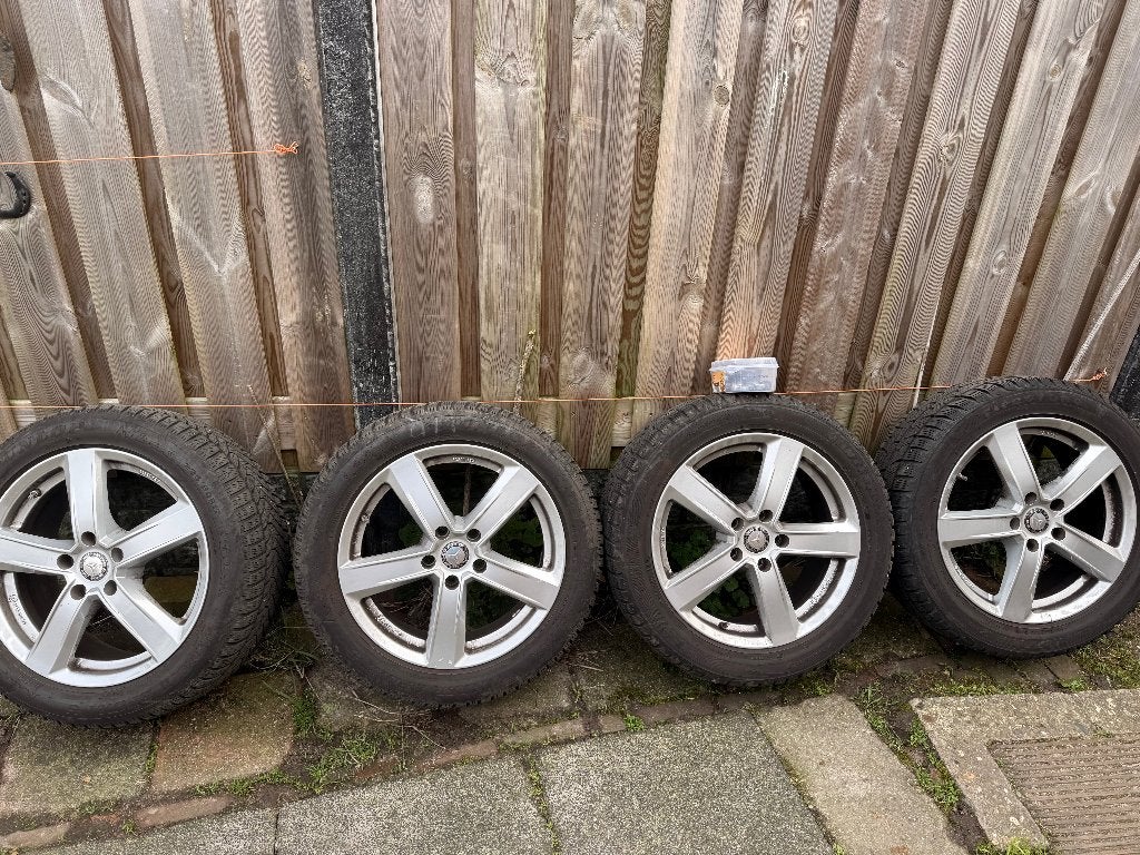 Winterbanden met Velgen voor Mercedes C180 (2018), Auto-onderdelen, Ophalen, Gebruikt, Banden en Velgen, 17 inch