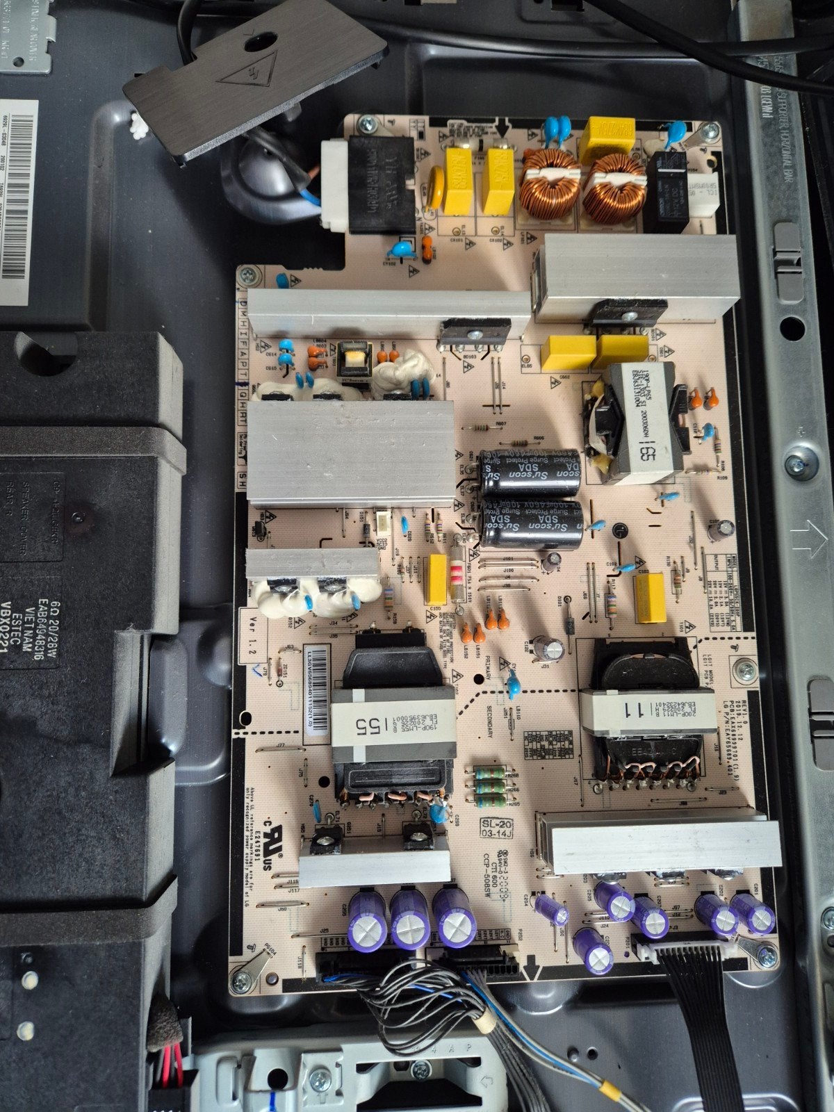 TV Voeding en Mainboard - 3551L-1904A, Gebruikt, 50 Hz, Ophalen of Verzenden, 100 cm of meer