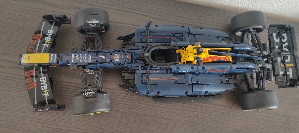 F1 Redbull 1:8, Ophalen, Zo goed als nieuw, 1:5 t/m 1:8, Auto