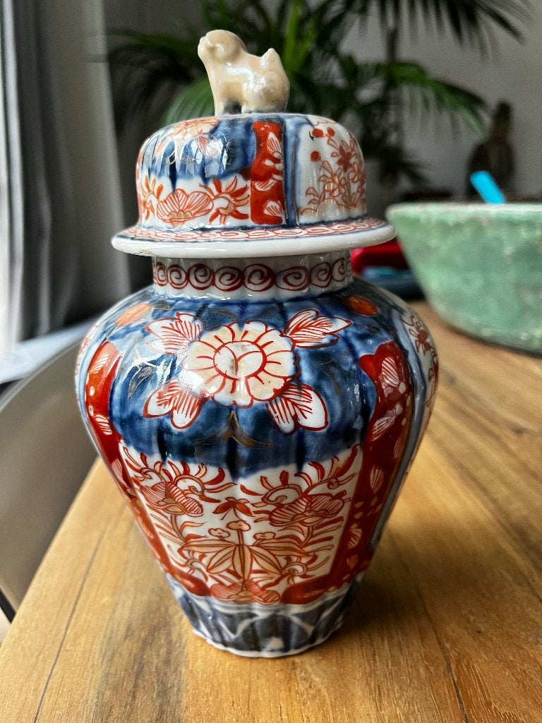 kleine Imari dekselvaas, Antiek en Kunst, Antiek | Vazen, Ophalen of Verzenden