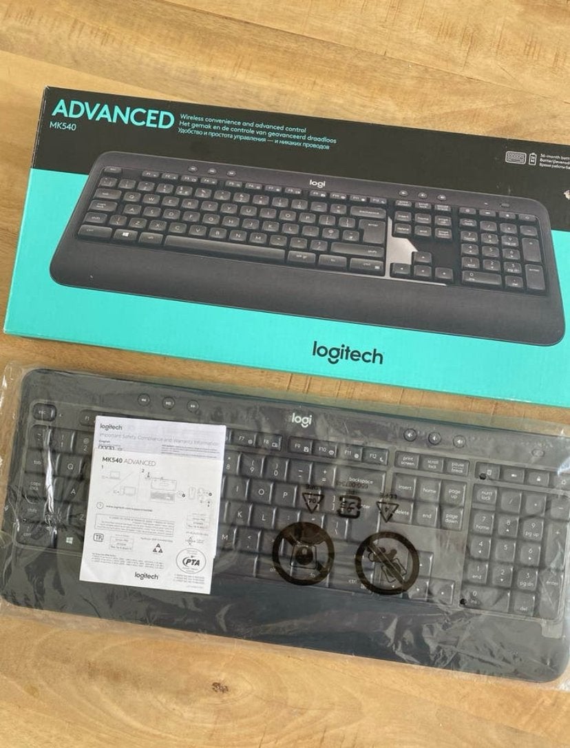 Logitech MK540 Advanced Toetsenbord, Ophalen of Verzenden, Qwerty, Nieuw, Draadloos