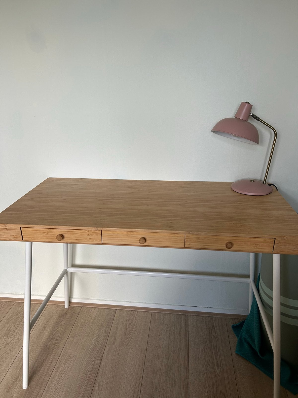 IKEA LILLÅSEN bureau bamboe met 3 lades, Ophalen, Bruin, Zo goed als nieuw, IKEA