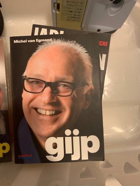 Boek over René van der Gijp, Ophalen of Verzenden, Zo goed als nieuw, Sport