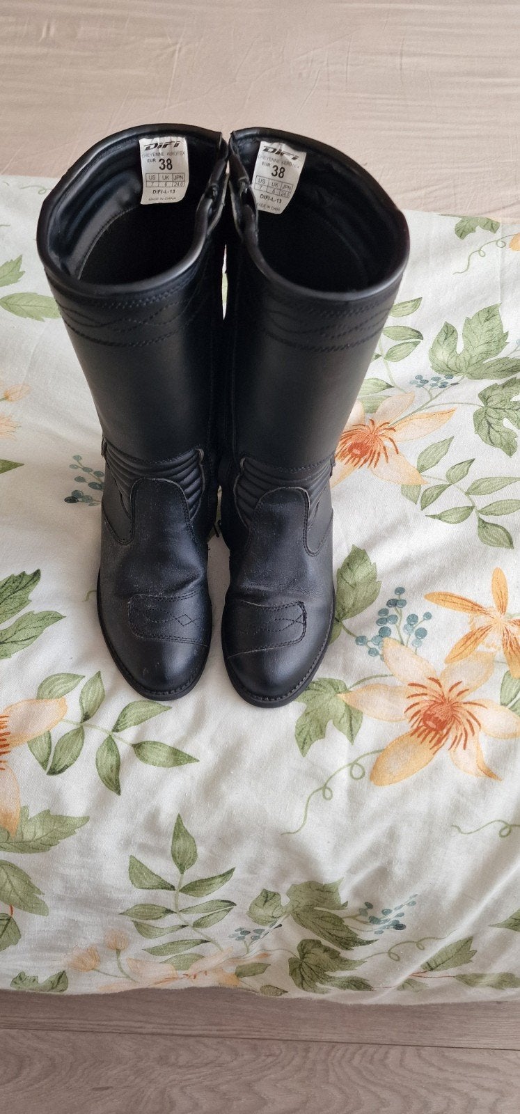 Te koop dames motorlaarzen., Ophalen, Tweedehands, Dames, Laarzen