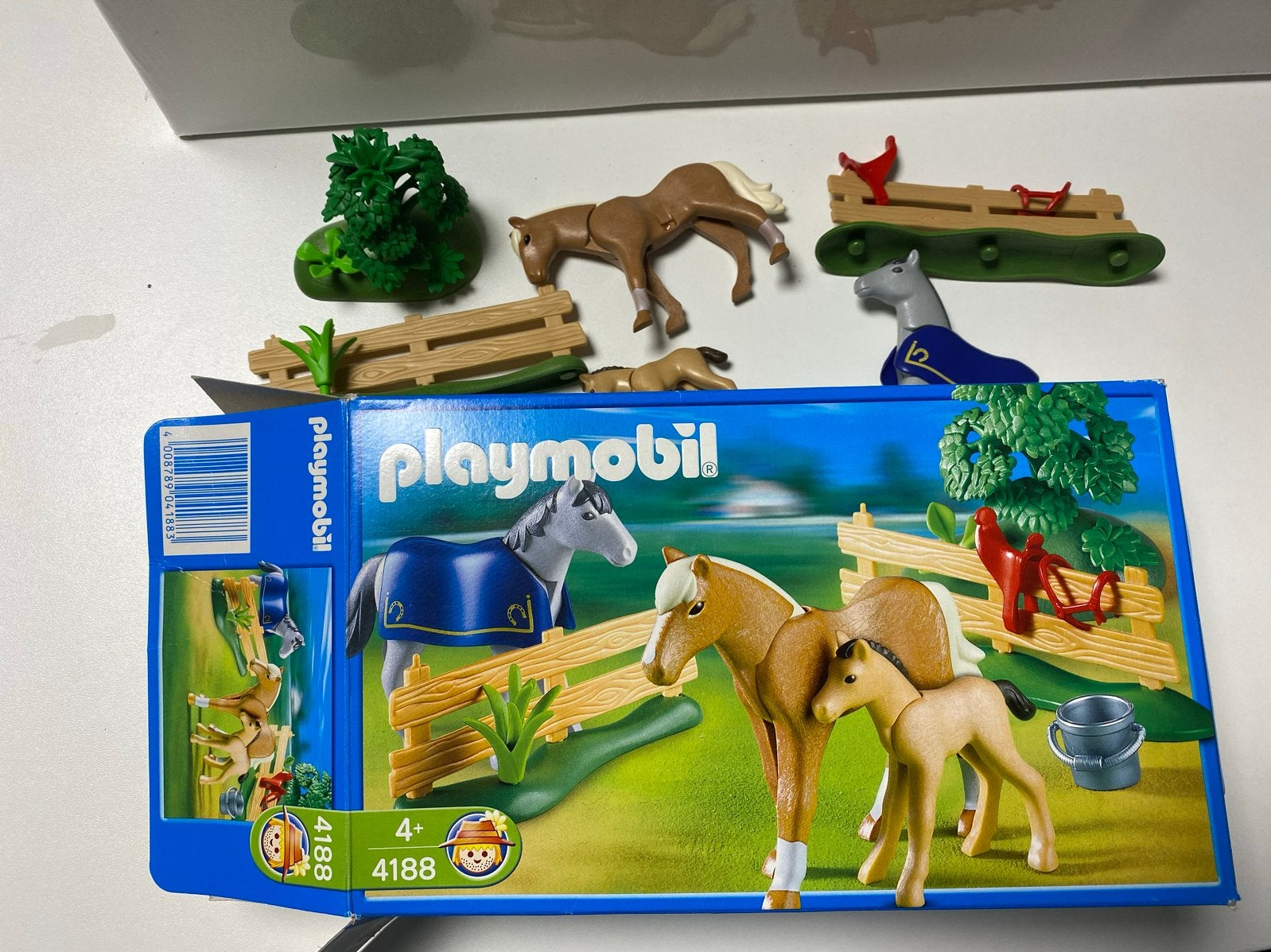 Playmobil Paardenbox met paarden en veulen (Set 4188), Ophalen, Gebruikt, Complete set, Overige typen