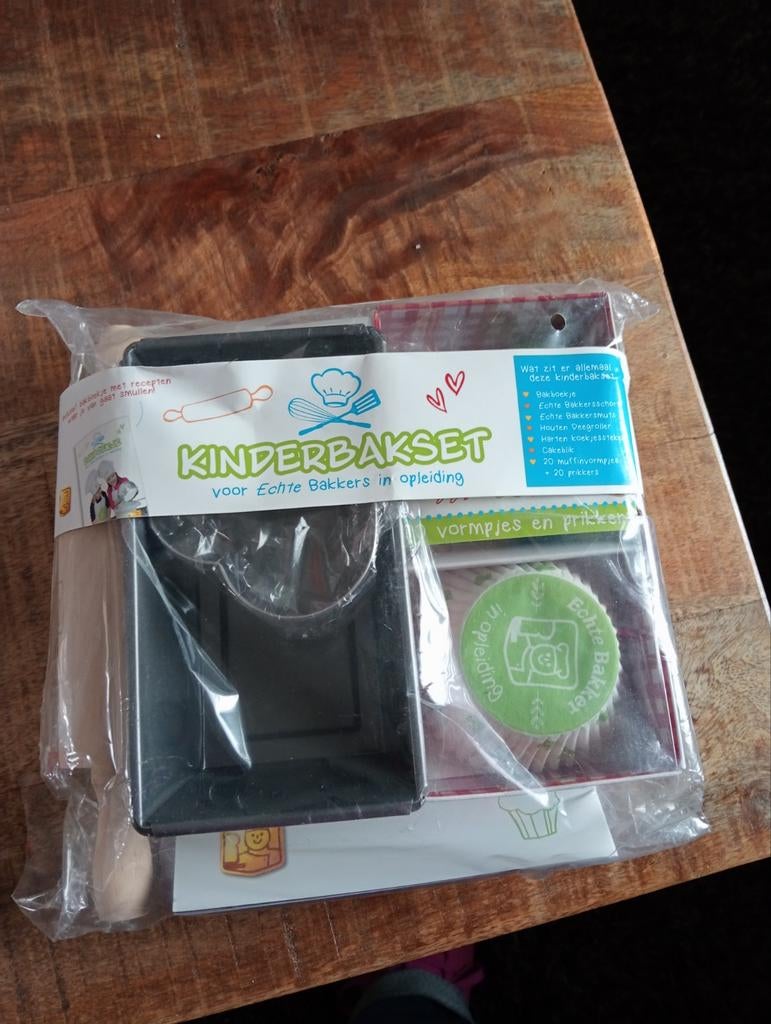 Kinderbakset voor echte bakkers in opleiding, Ophalen of Verzenden, Nieuw, Taarten of Cupcakes, Overige typen