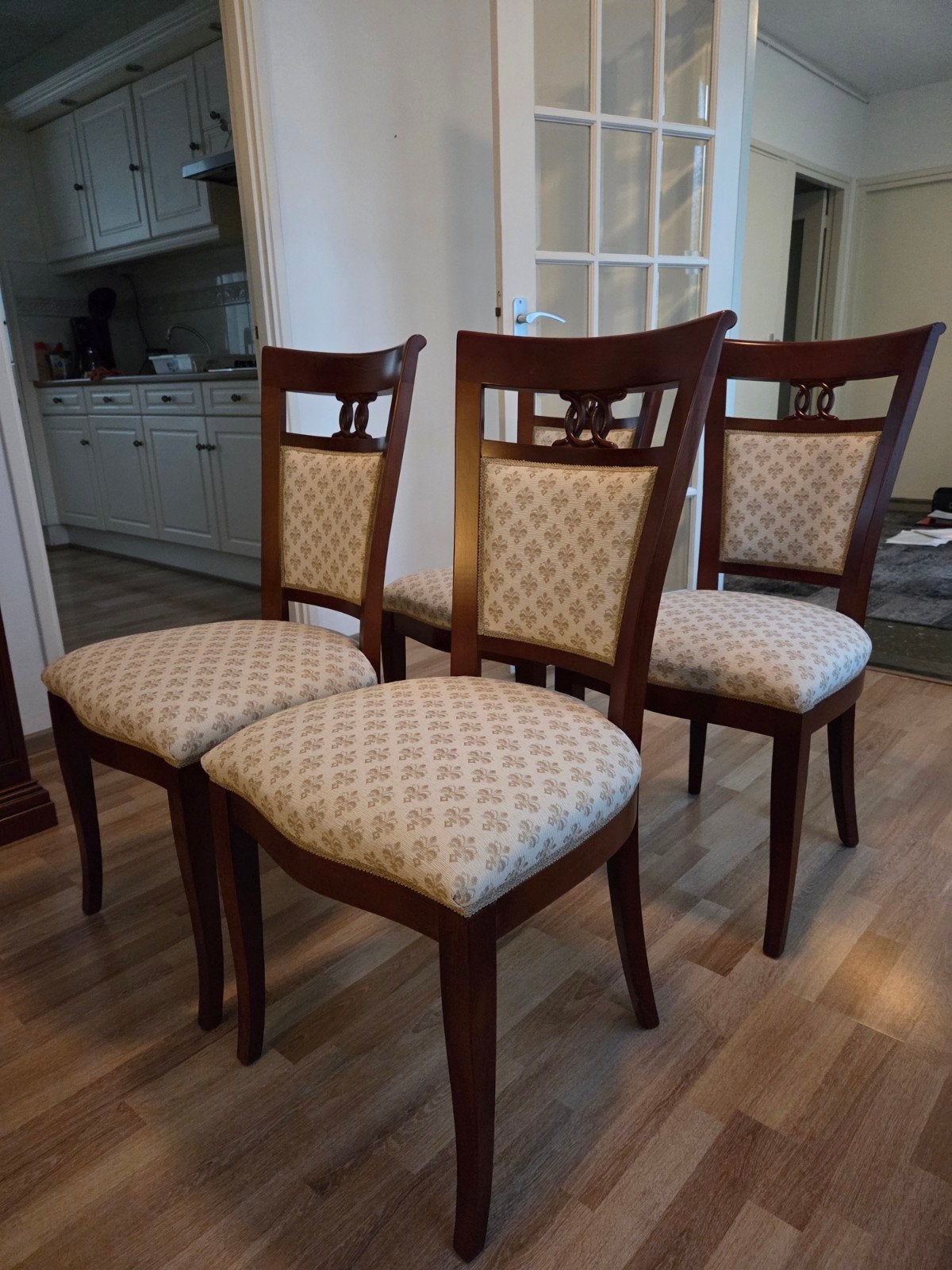 4 Klassieke eetkamerstoelen als nieuw kersenhout, Ophalen, Zo goed als nieuw, Italiaans klassiek, 4 tot 6 stoelen