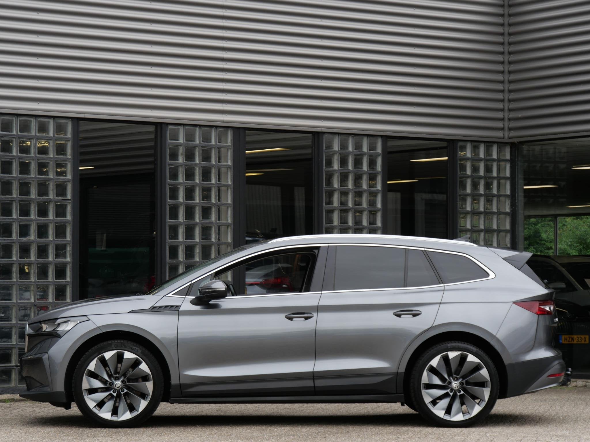 Skoda Enyaq iV 80/ TREKHAAK/ SPORT PACK/ CLIMATE PACK/ COMFO, Achterwielaandrijving, Gebruikt, 80 kWh, Leder en Stof