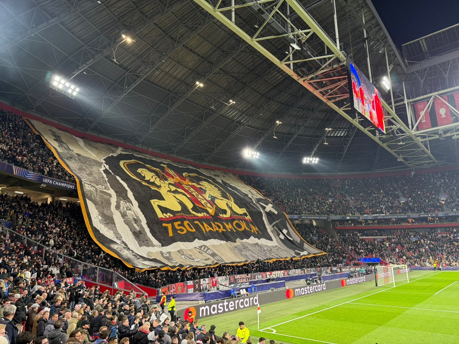 2x Ajax - Willem II Vak 122 rij 7, Twee personen, Oktober