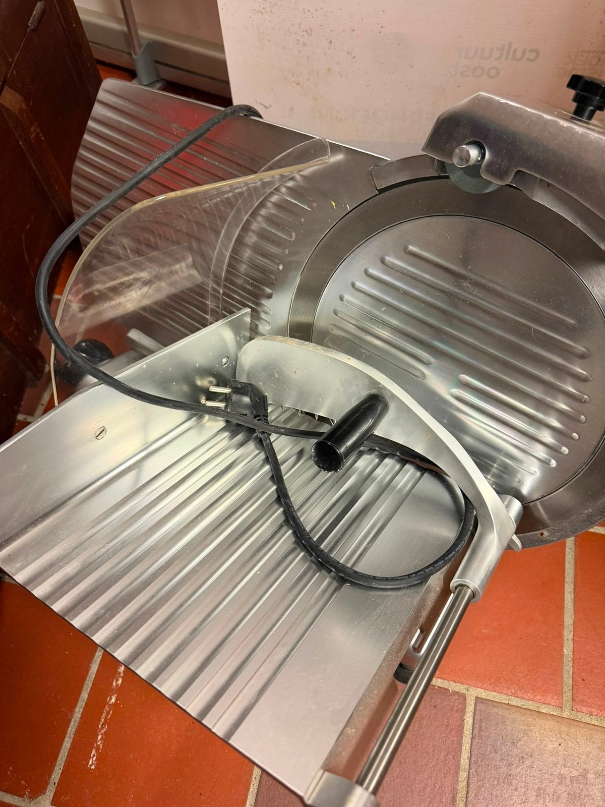 Professionele Beeketal Vleessnijmachine Ø 300 mm, Ophalen of Verzenden, Gebruikt, Bakkerij en Slagerij